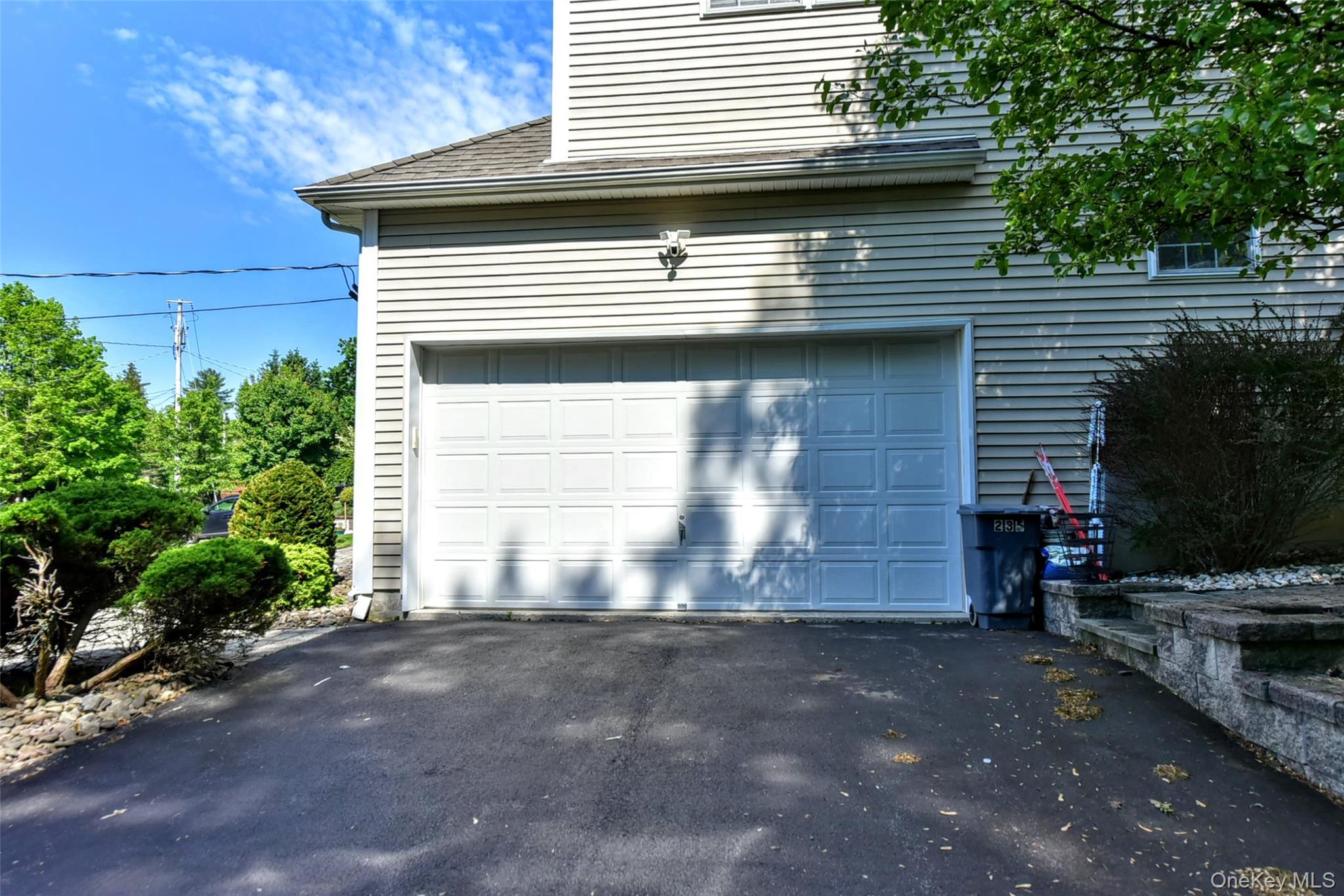 235 Sunset Terrace Property Photo 8