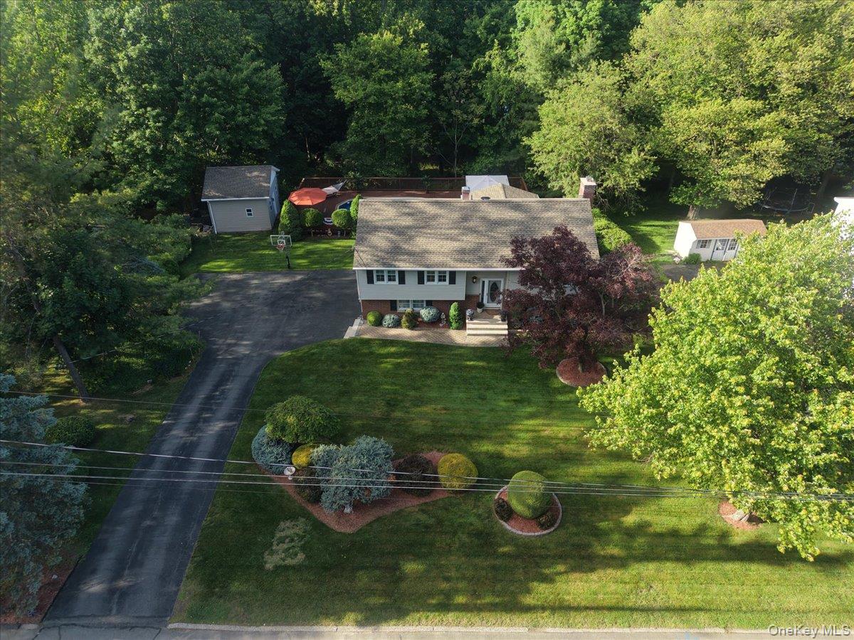 134 Linden Lane Property Photo 3