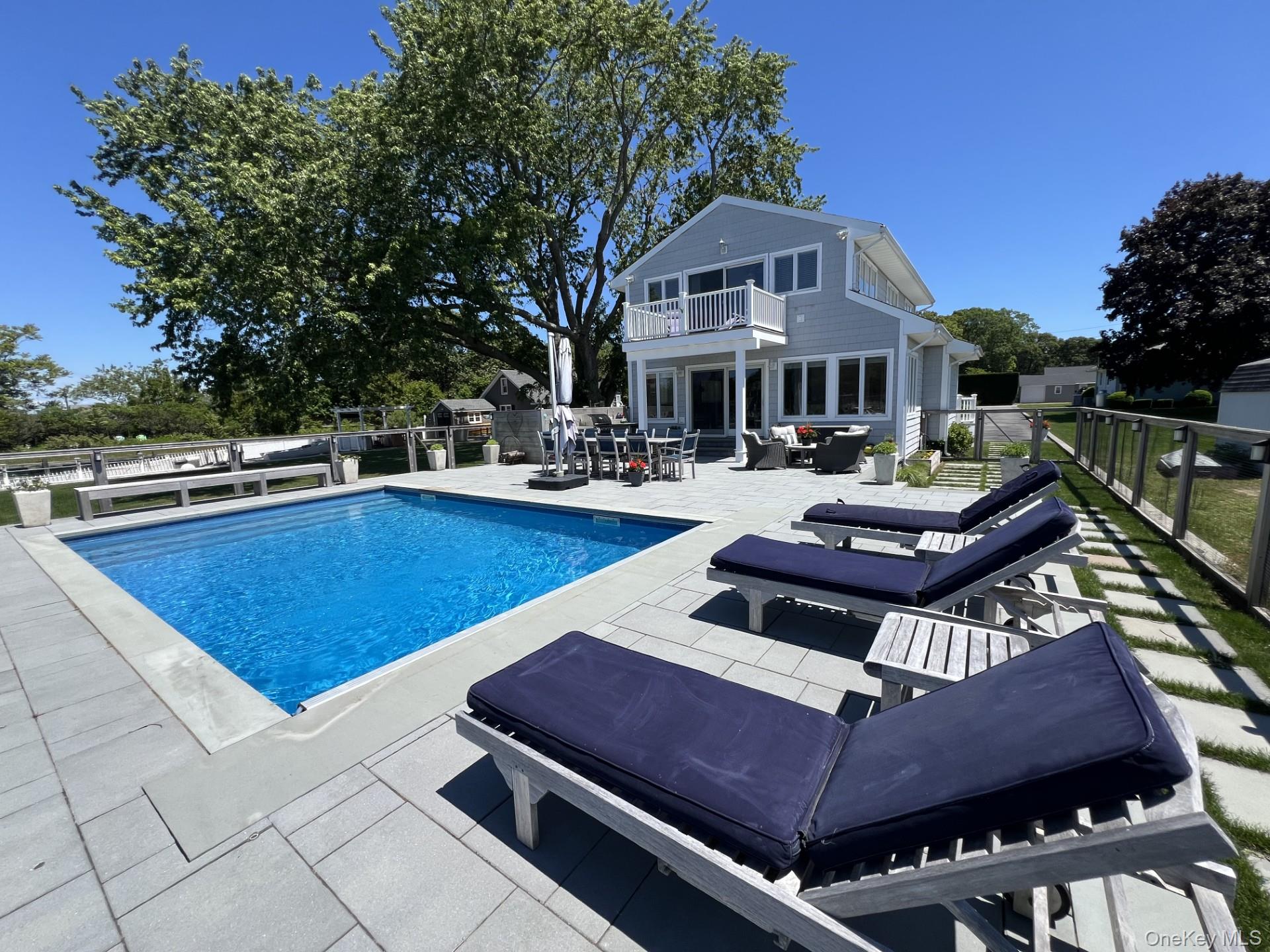 81 Beach Road Property Photo 2