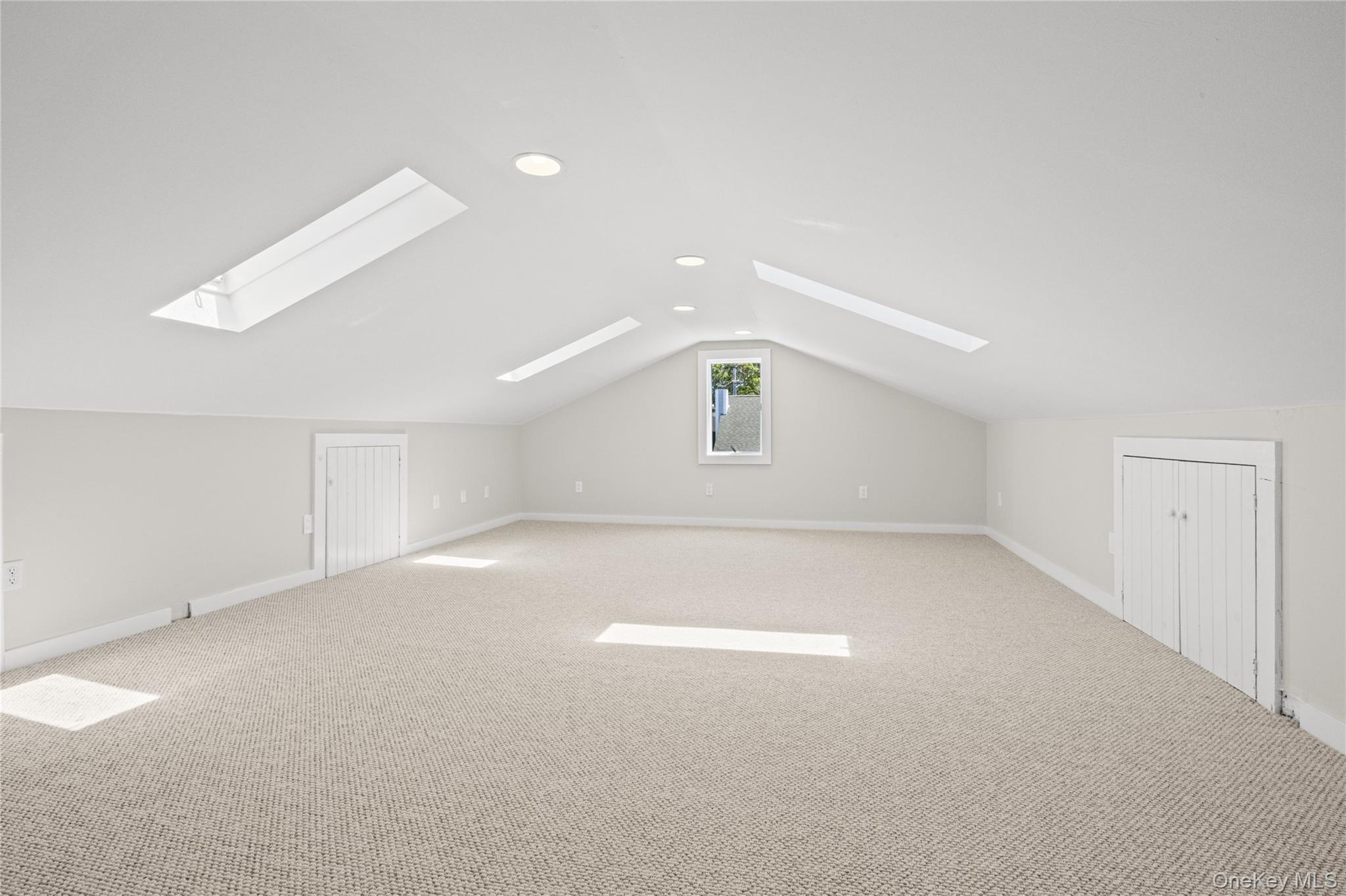 81 Beach Road Property Photo 34