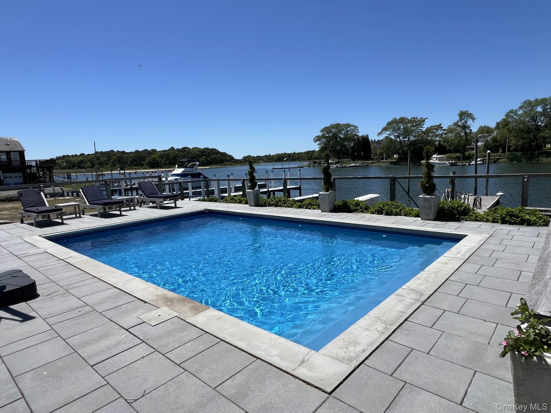 81 Beach Road Property Photo 37
