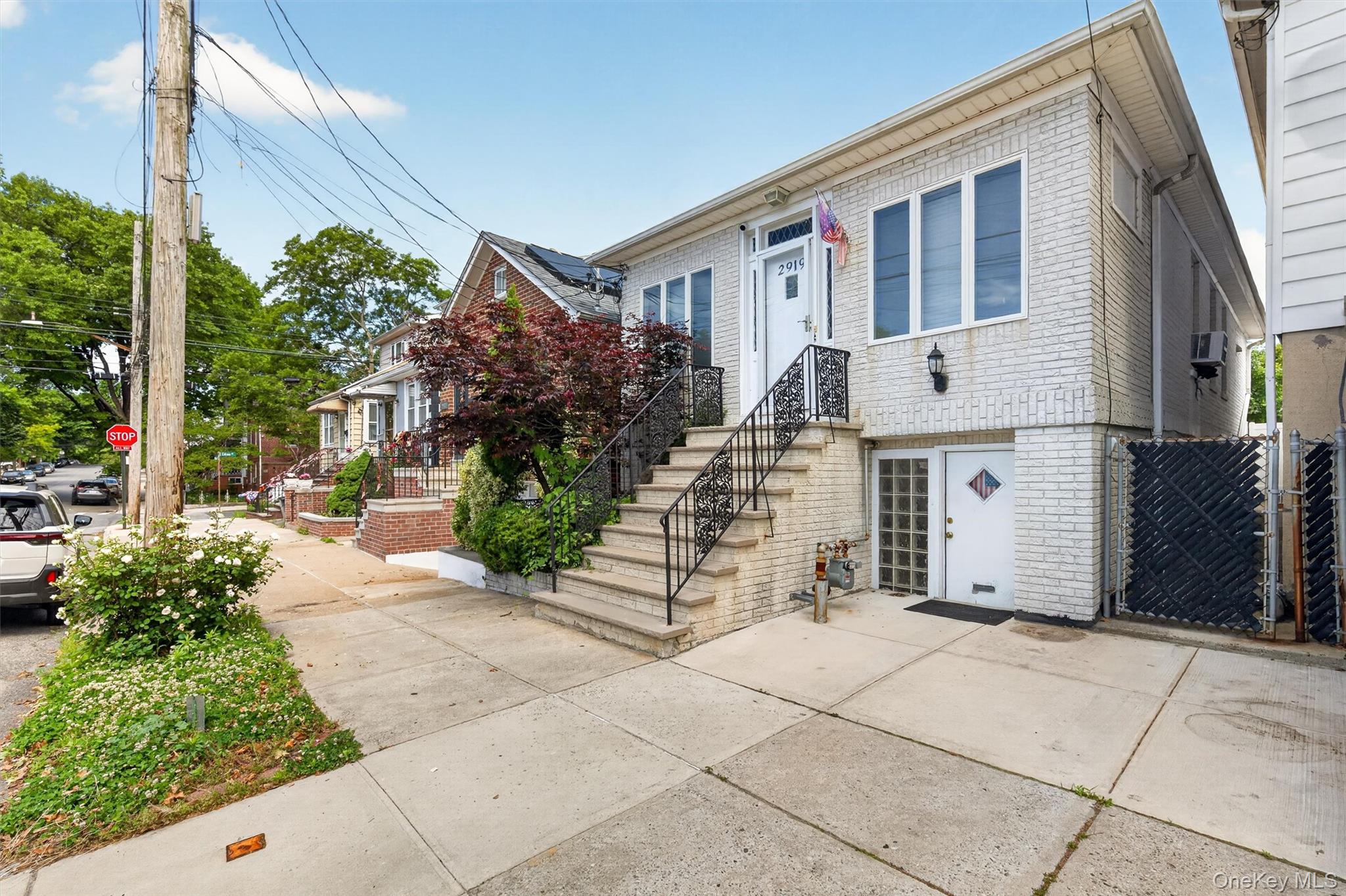 2919 Wellman Avenue Property Photo 4