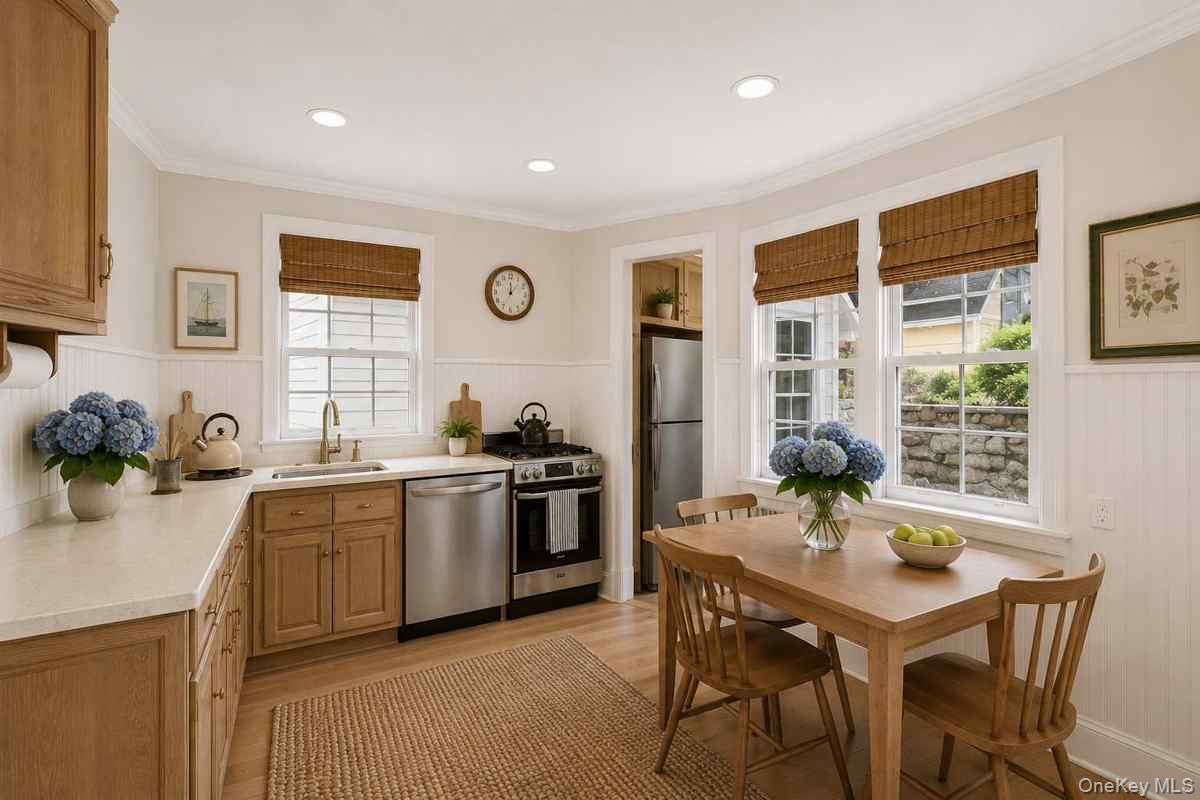 136 Midland Avenue Property Photo 16