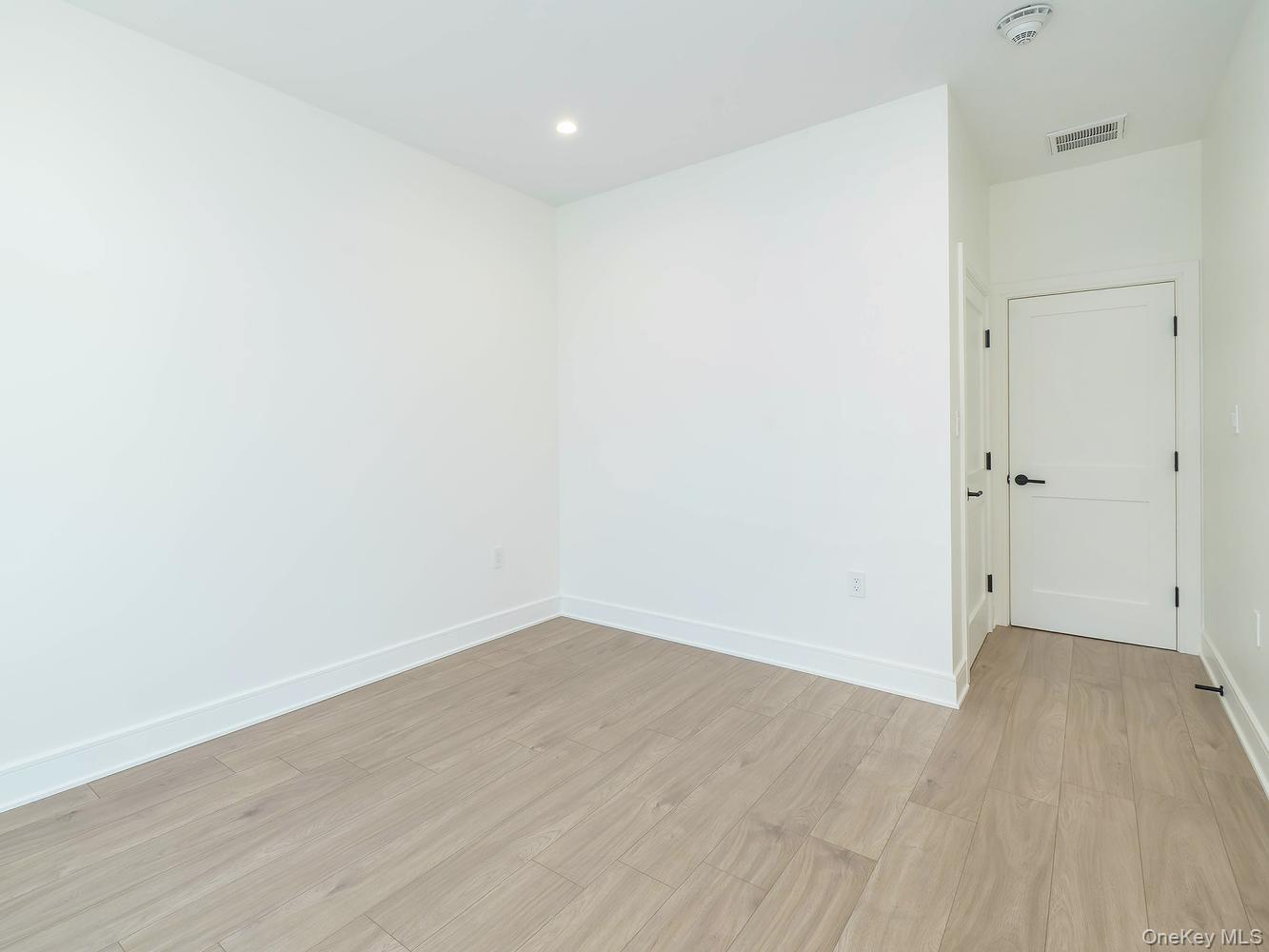 24 Lumber Road 3 Property Photo 11