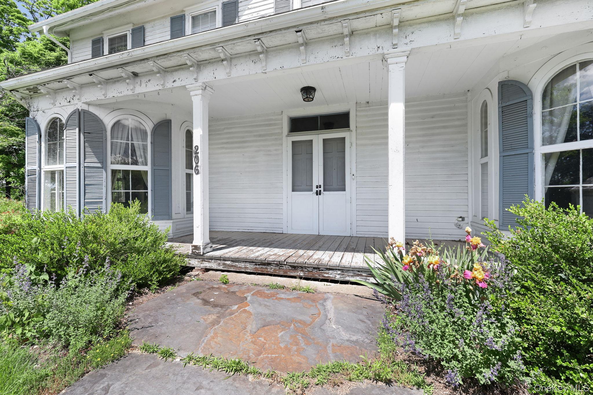 206 Greycourt Road Property Photo 22