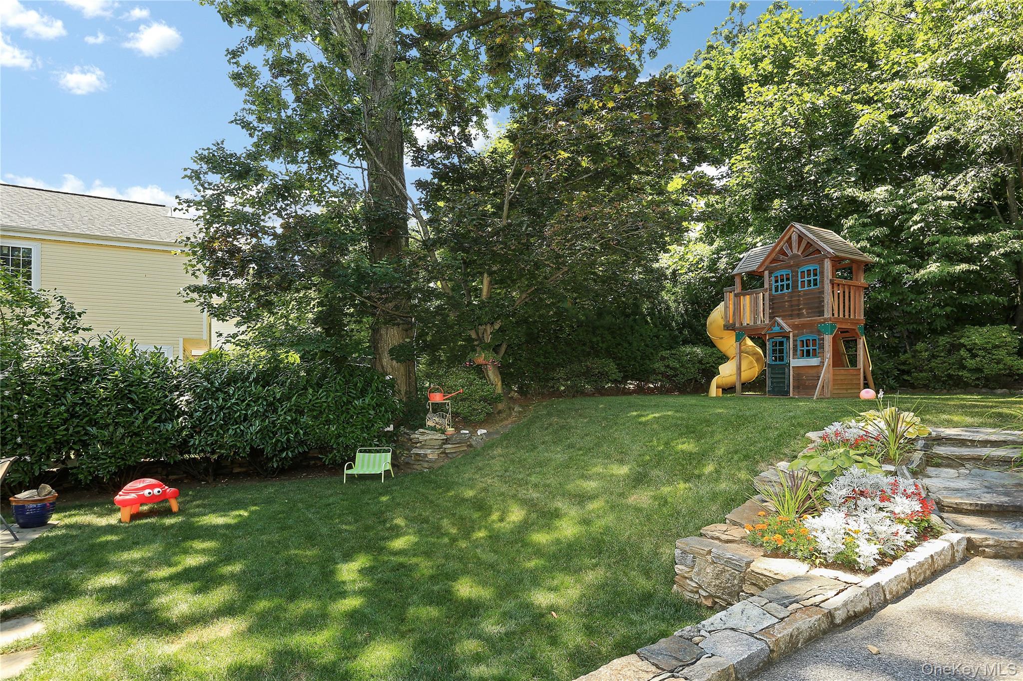 51 Stratford Road Property Photo 10
