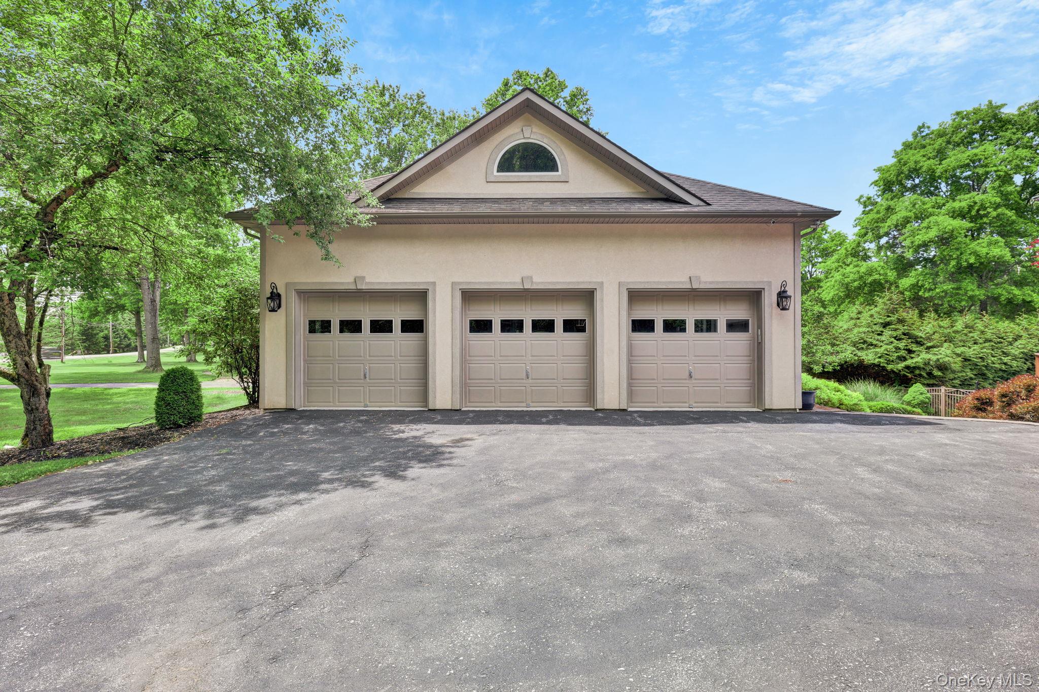 3 Andrea Court Property Photo 49