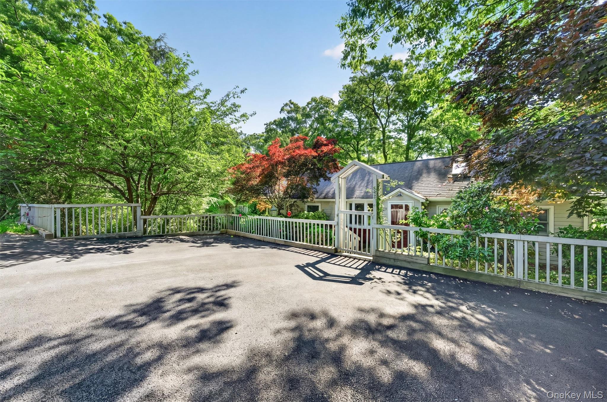 20 Blueberry Hill Property Photo 2