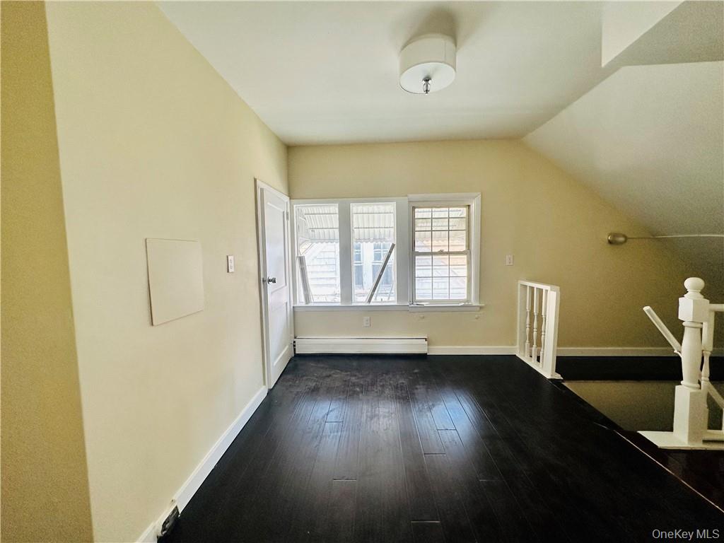 32 Hooker Avenue Property Photo 19