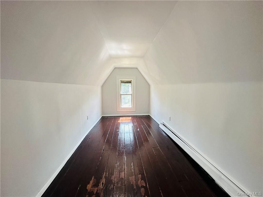 32 Hooker Avenue Property Photo 21