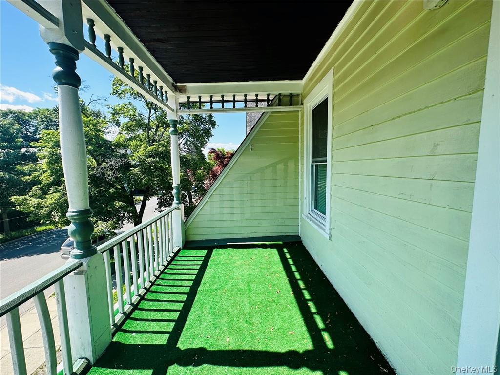 32 Hooker Avenue Property Photo 25