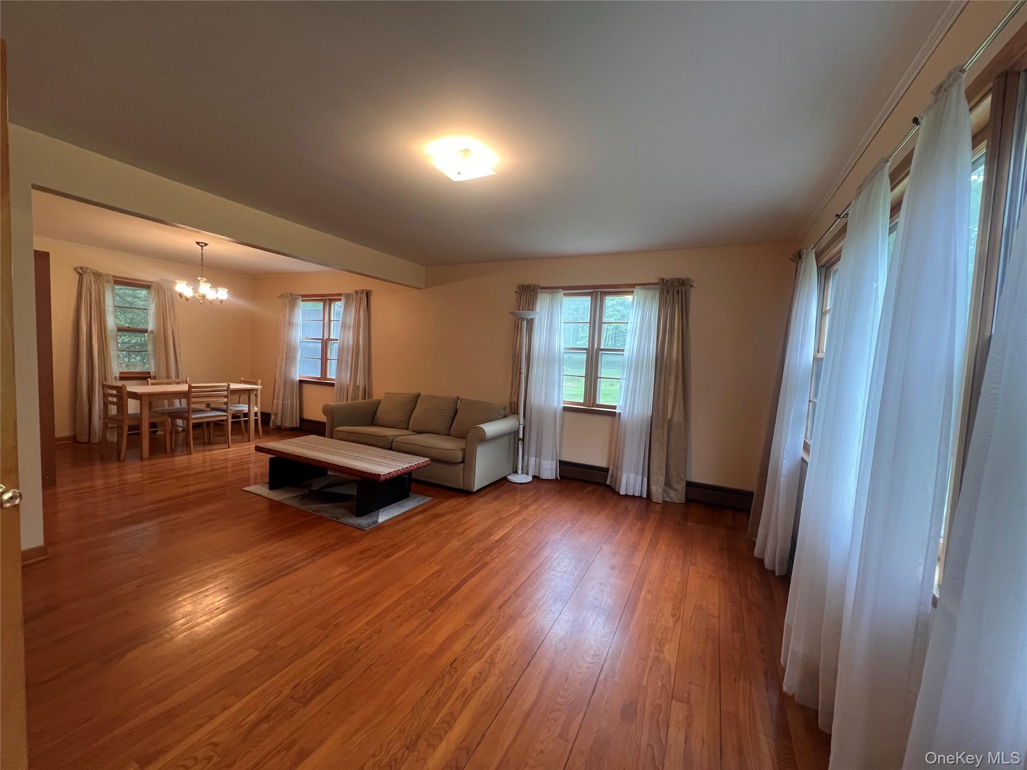 4 Beach Road Ground Floor Unit Property Photo 1