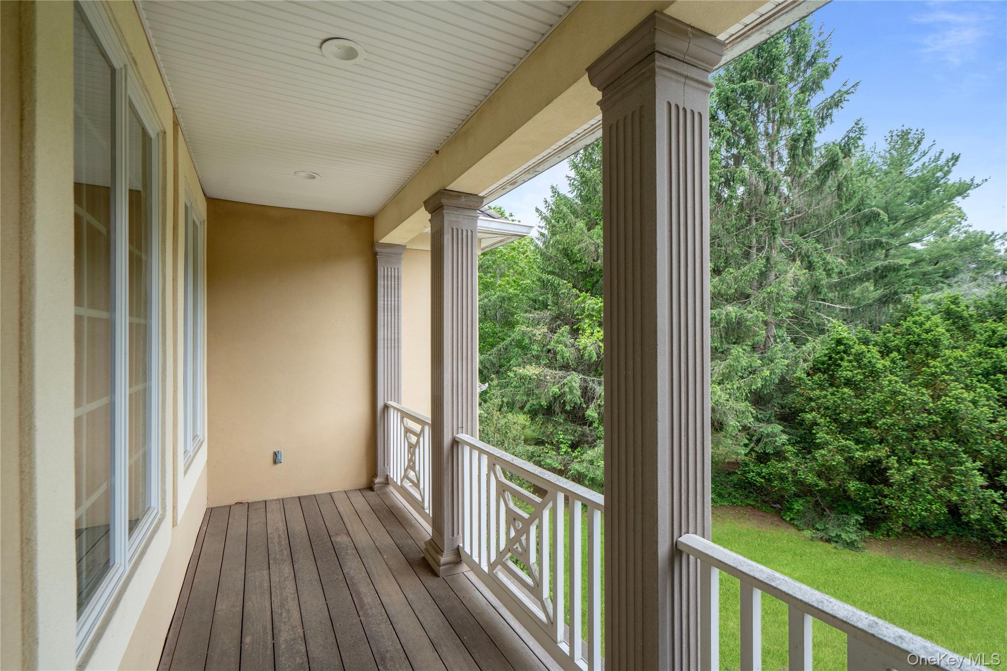 1960 Midlane Property Photo 43