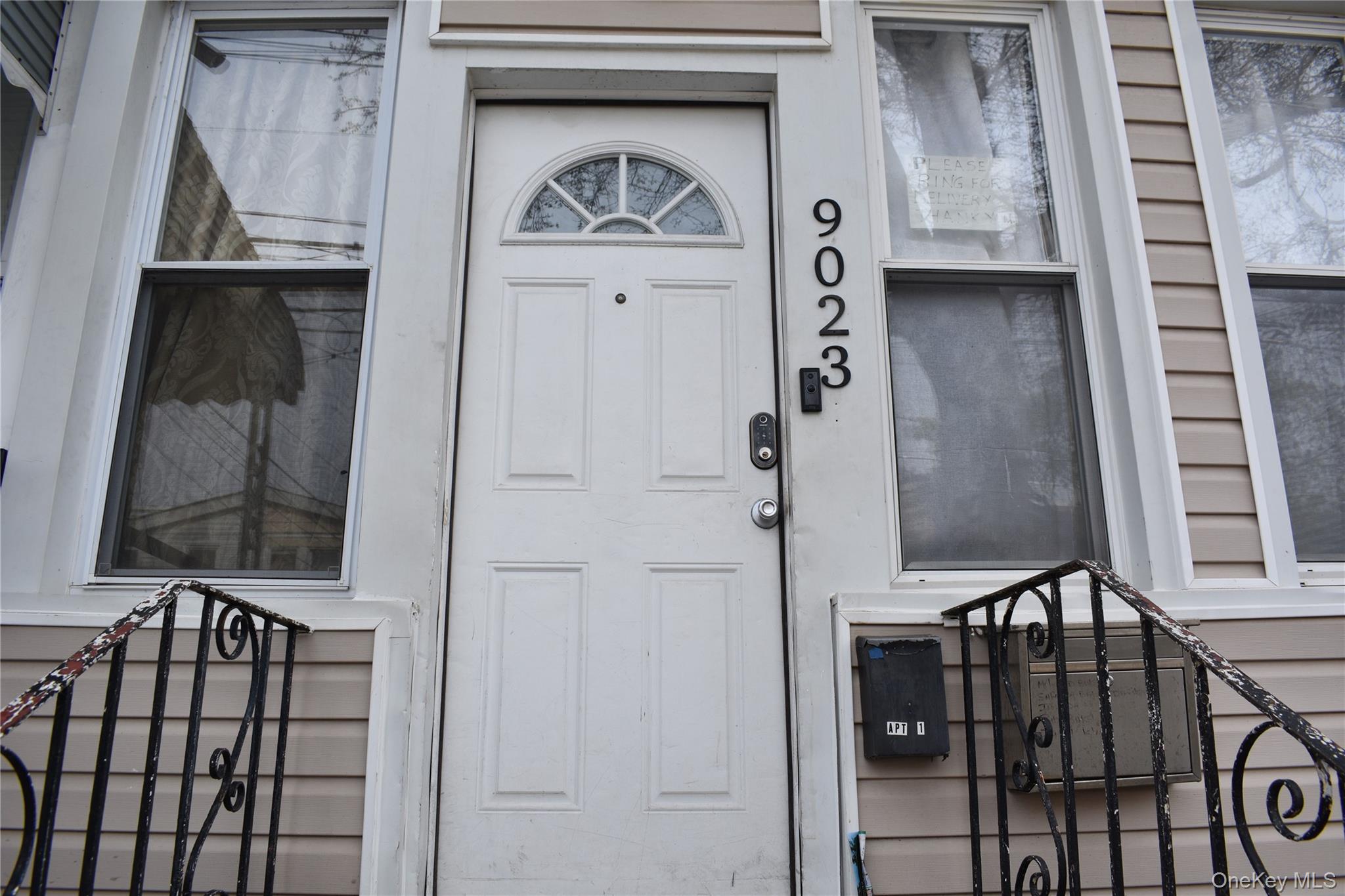 9023 75th Street Property Photo 12