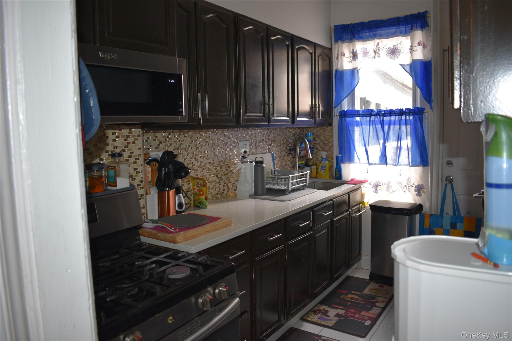 9023 75th Street Property Photo 17