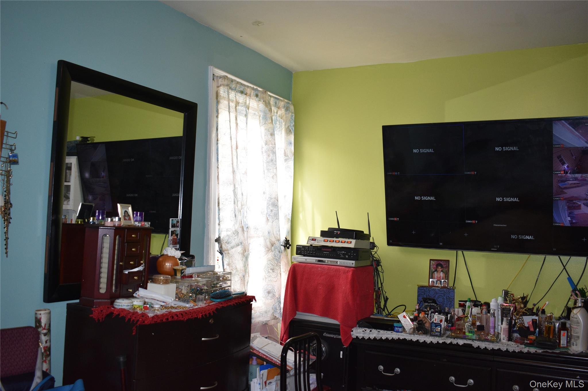 9023 75th Street Property Photo 32