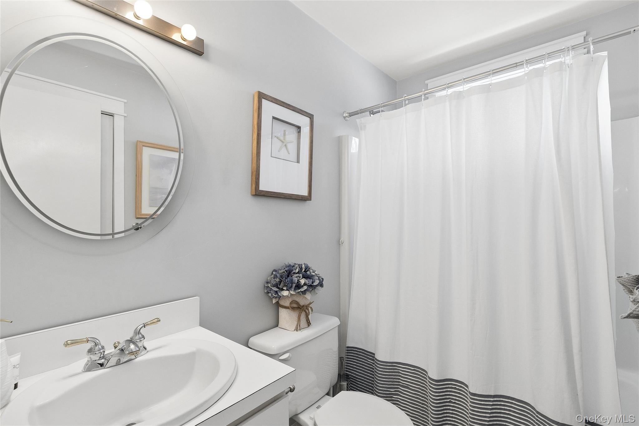 7 Eileen Circle Property Photo 8