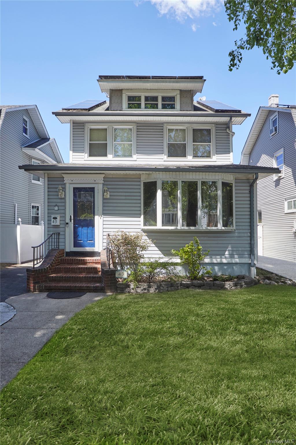 43 E Raleigh Avenue Property Photo 1