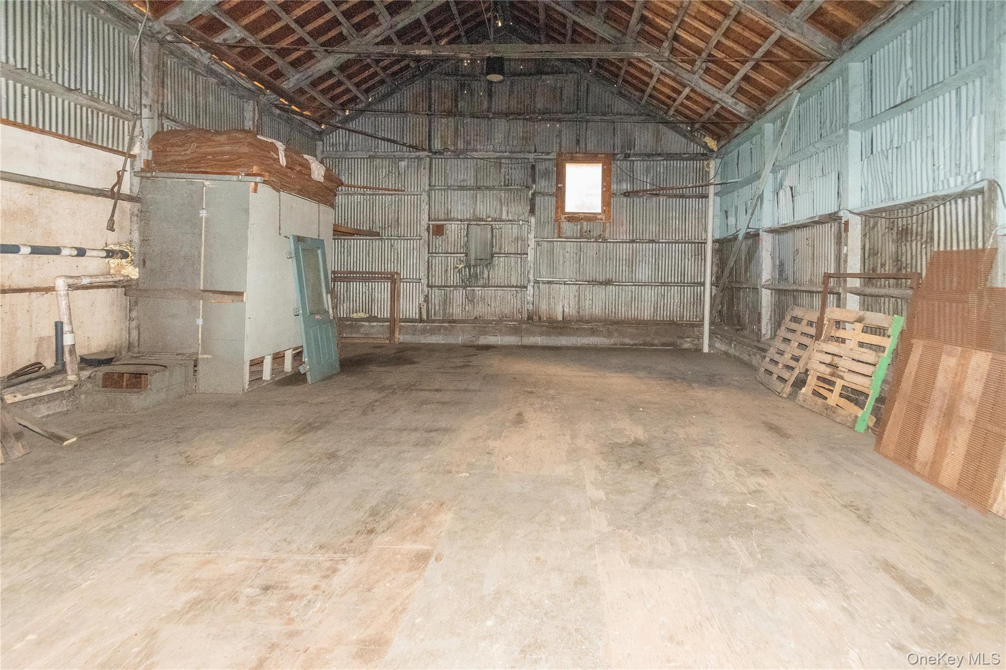 30 White Street Property Photo 6