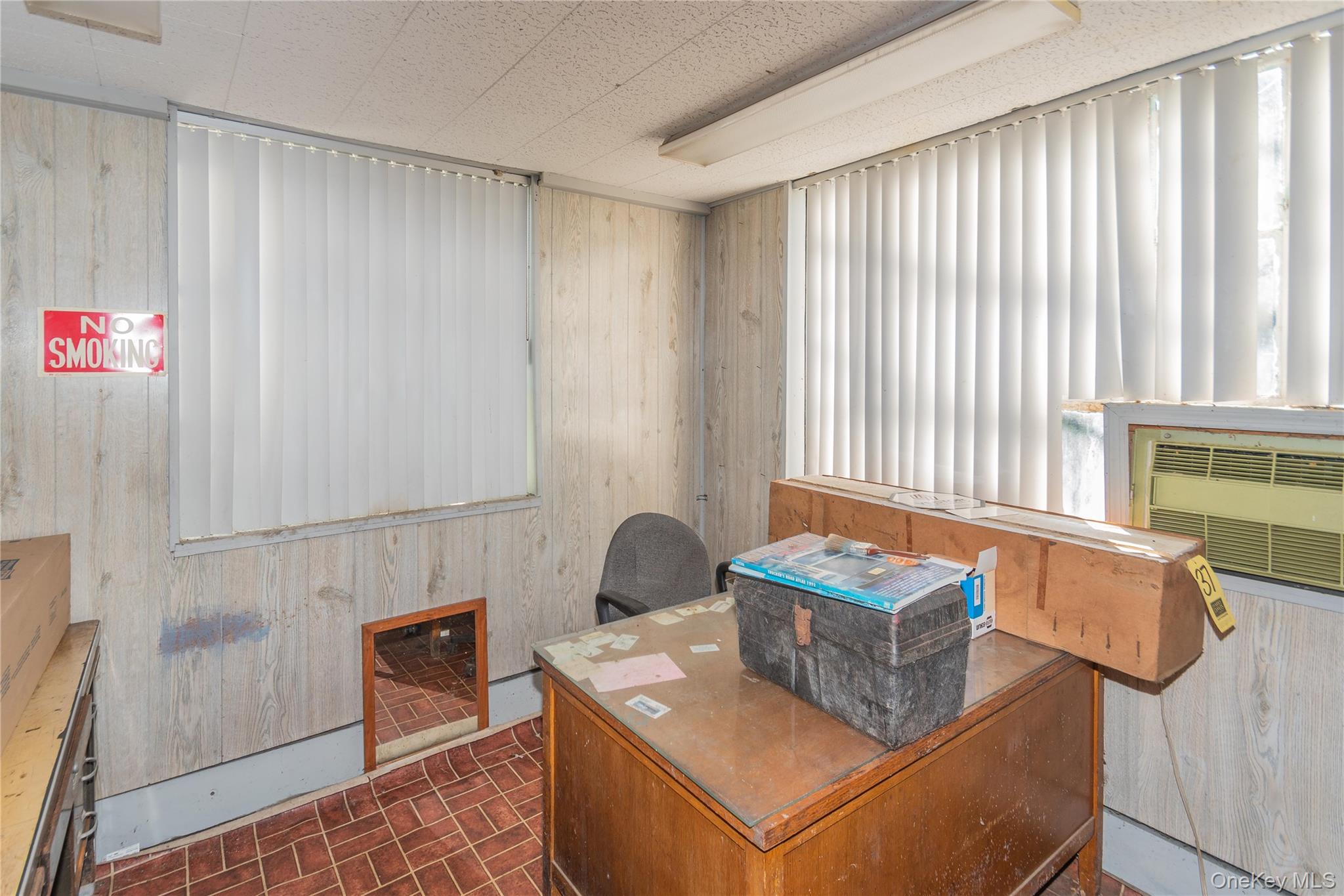 30 White Street Property Photo 9