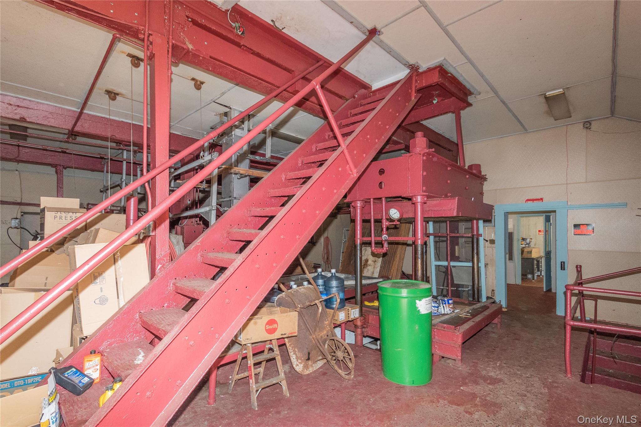 30 White Street Property Photo 10
