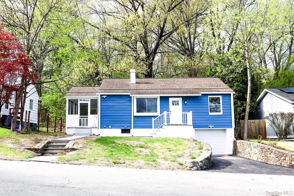 1011 Parkway Place Property Photo 1