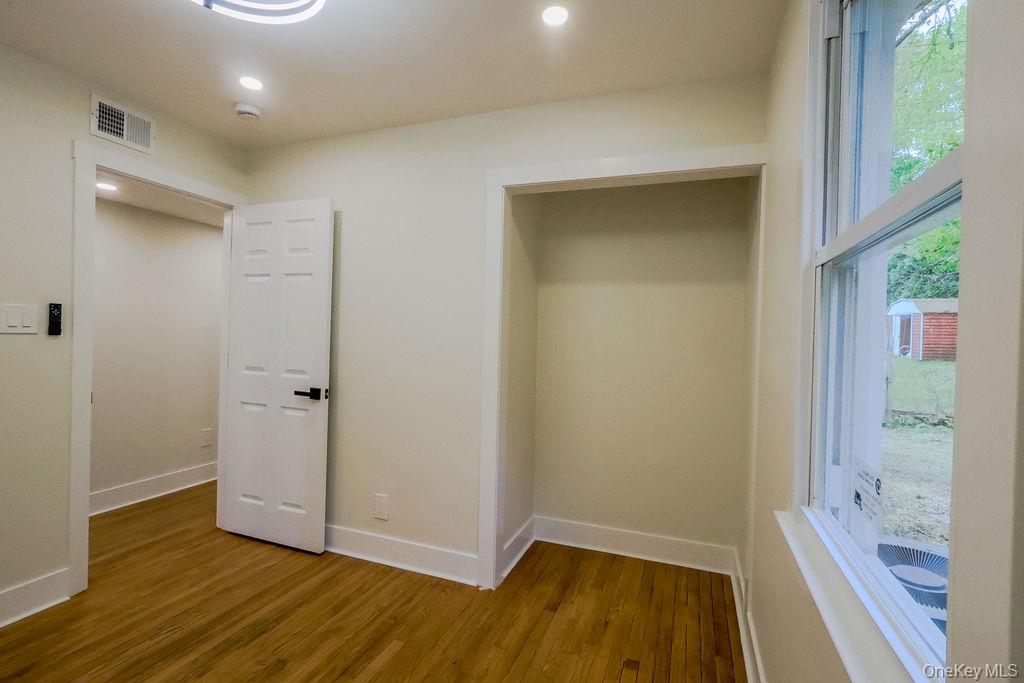 1011 Parkway Place Property Photo 11