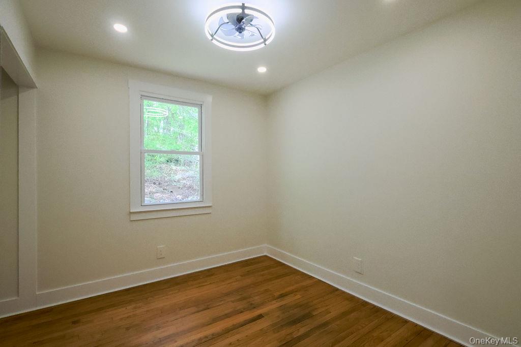 1011 Parkway Place Property Photo 13
