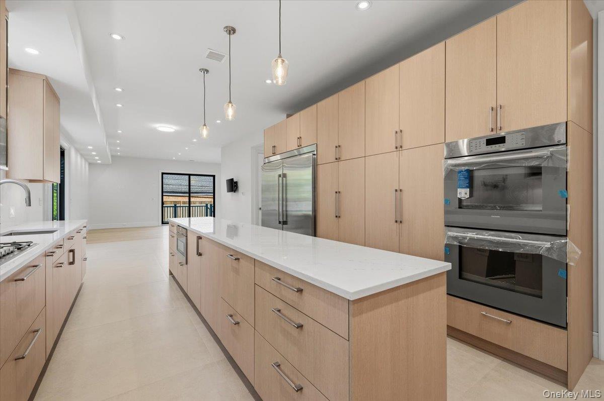 8 Sealy Drive Property Photo 11