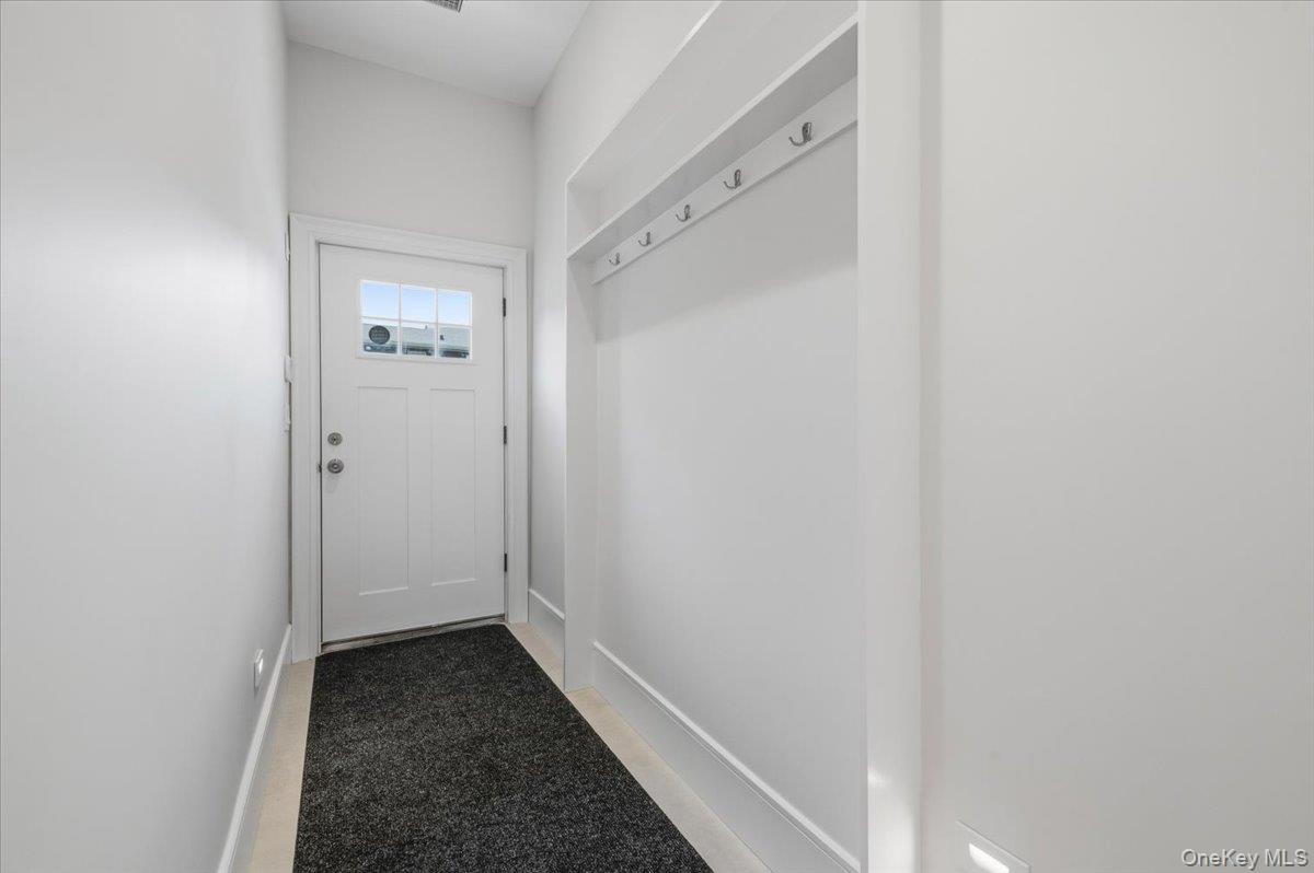 8 Sealy Drive Property Photo 14