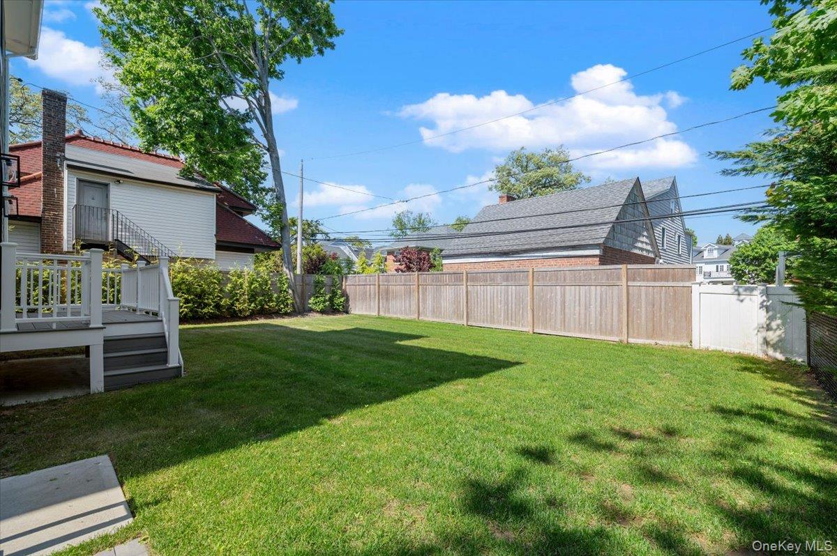 8 Sealy Drive Property Photo 35