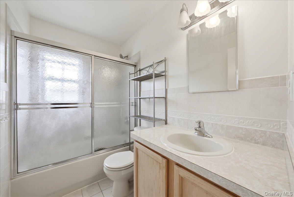 163 Surf Drive 106 Property Photo 8