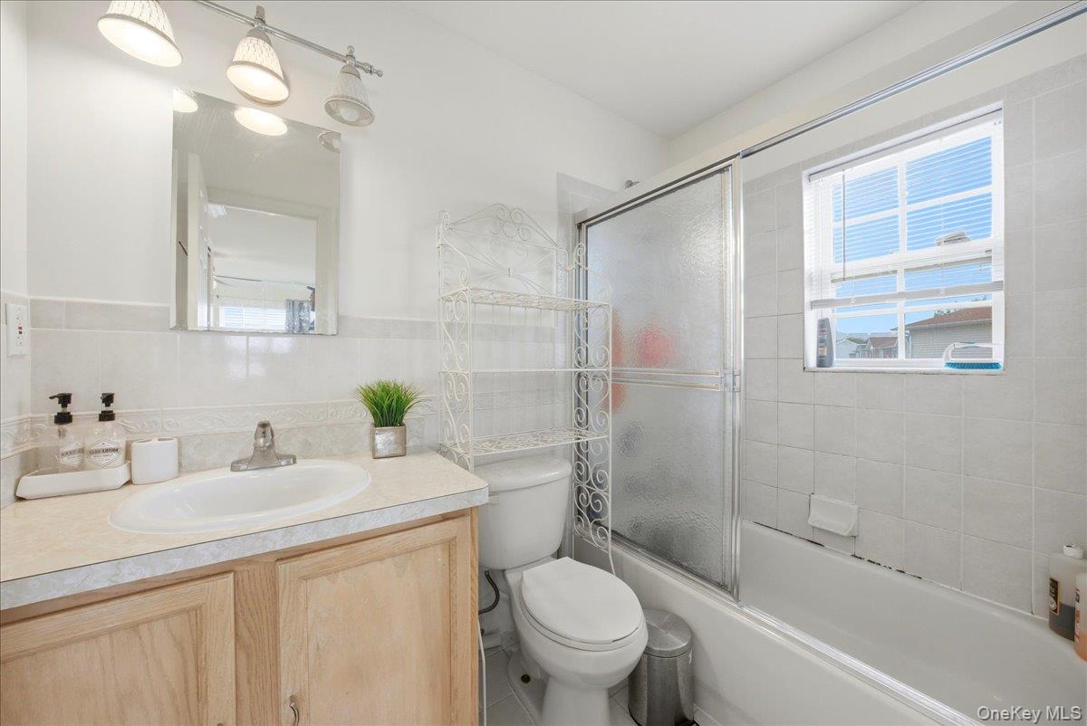 163 Surf Drive 106 Property Photo 14