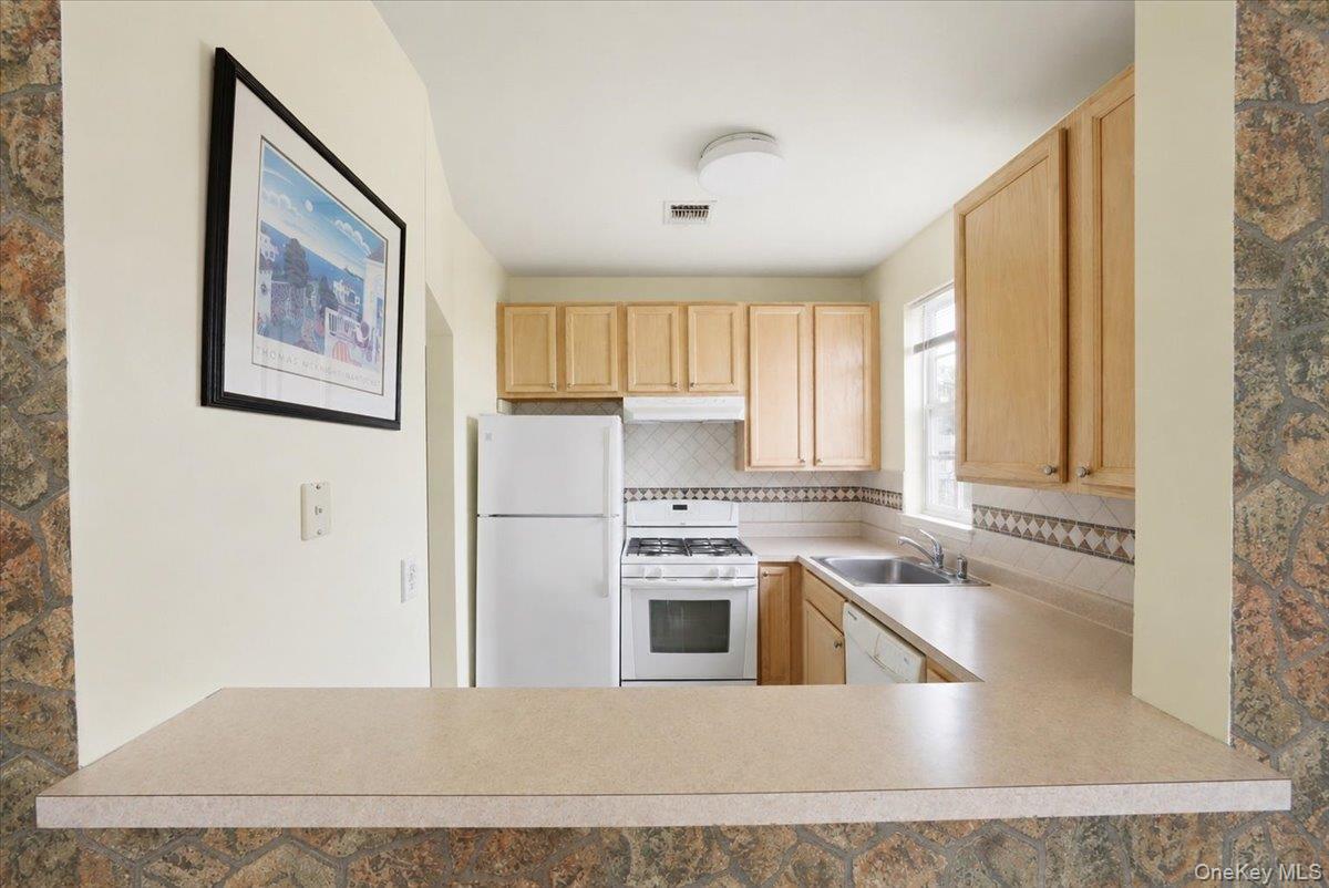 163 Surf Drive 106 Property Photo 17