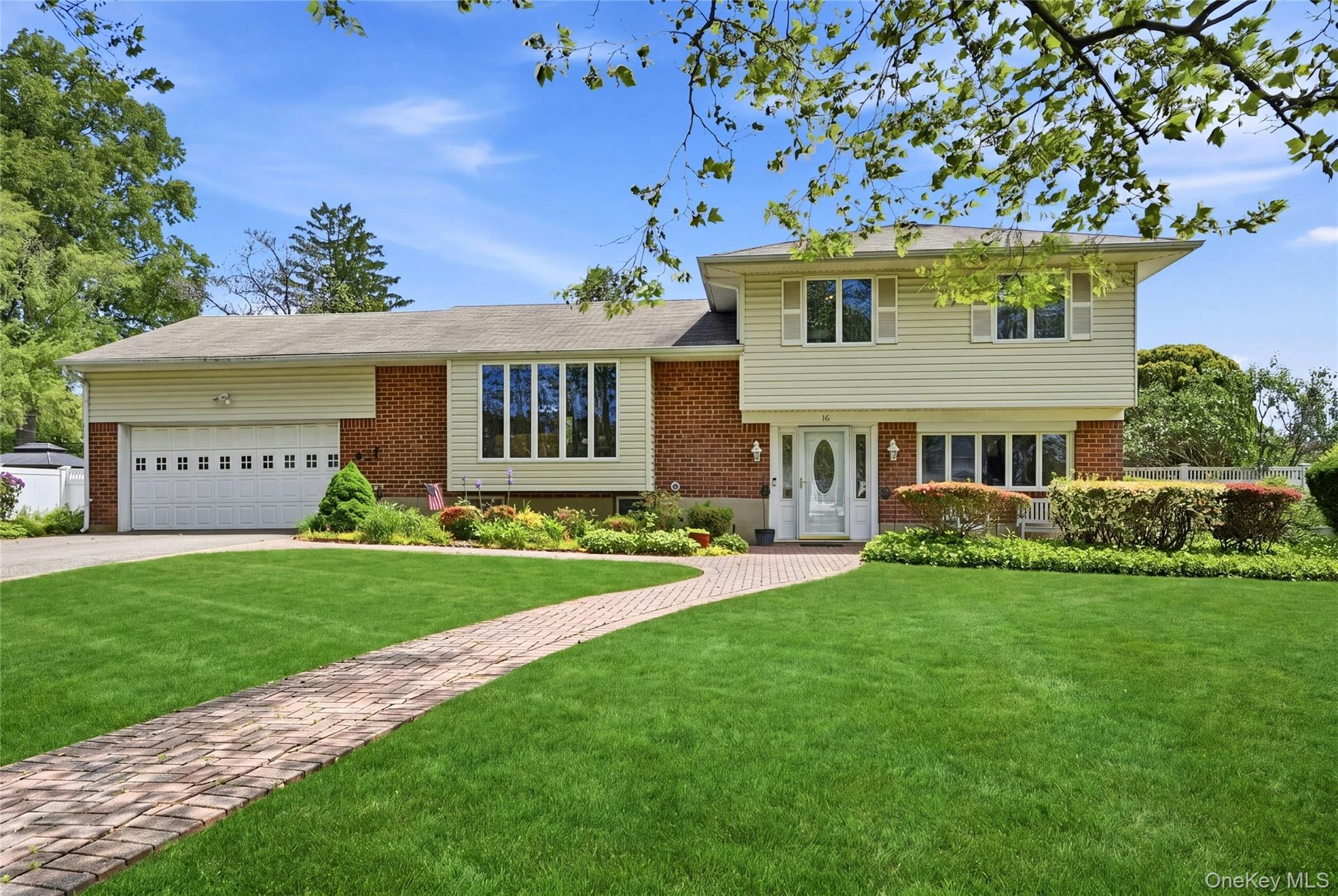 10 Darien Place Property Photo 2