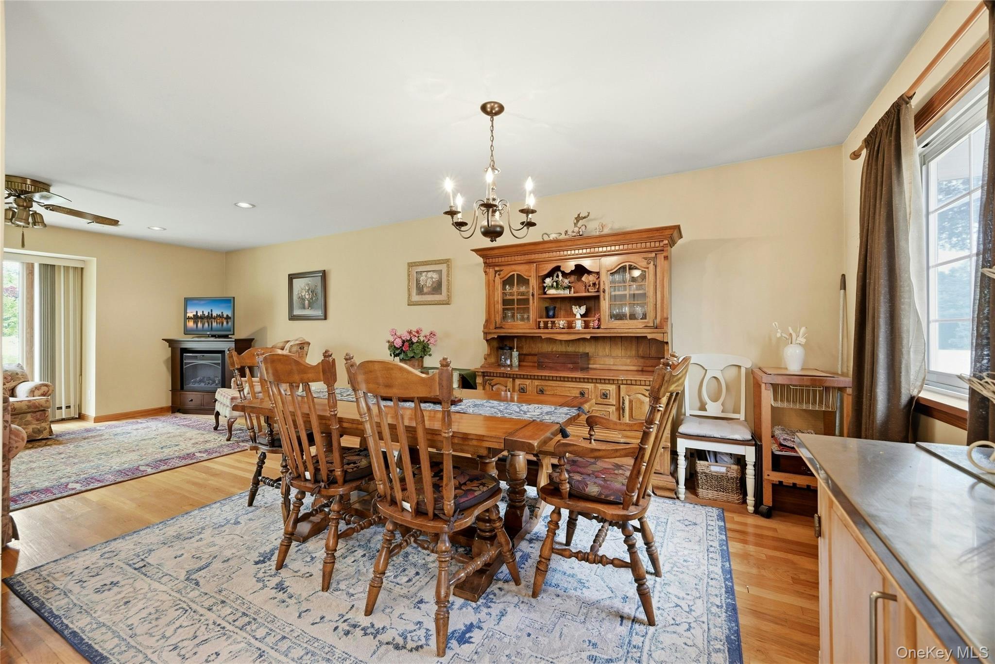 10 Darien Place Property Photo 17