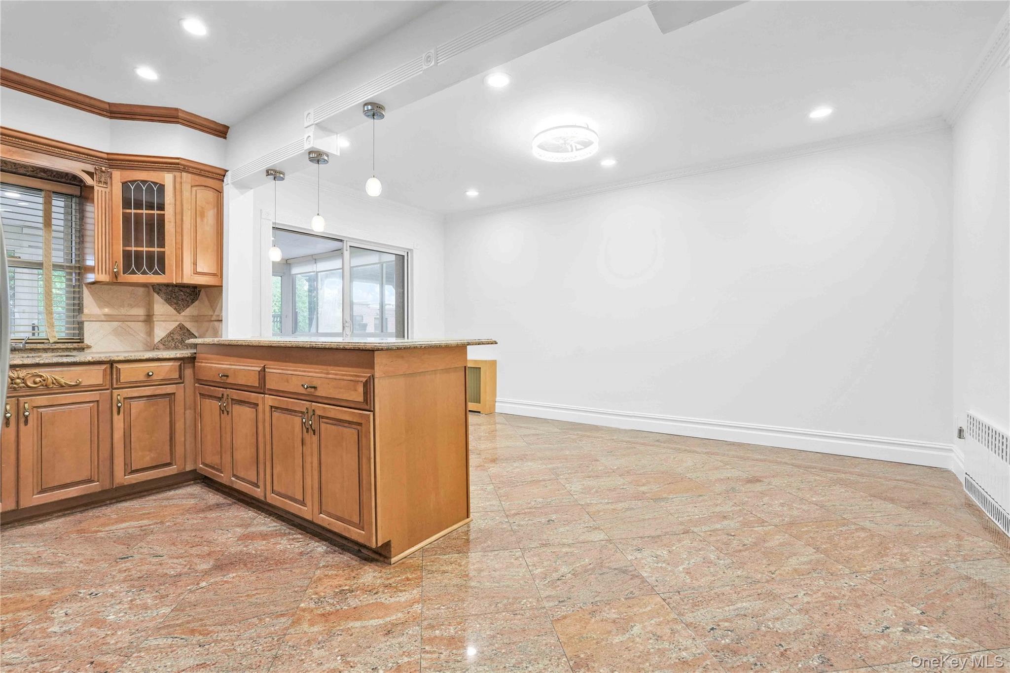 2143 46th Street Property Photo 15