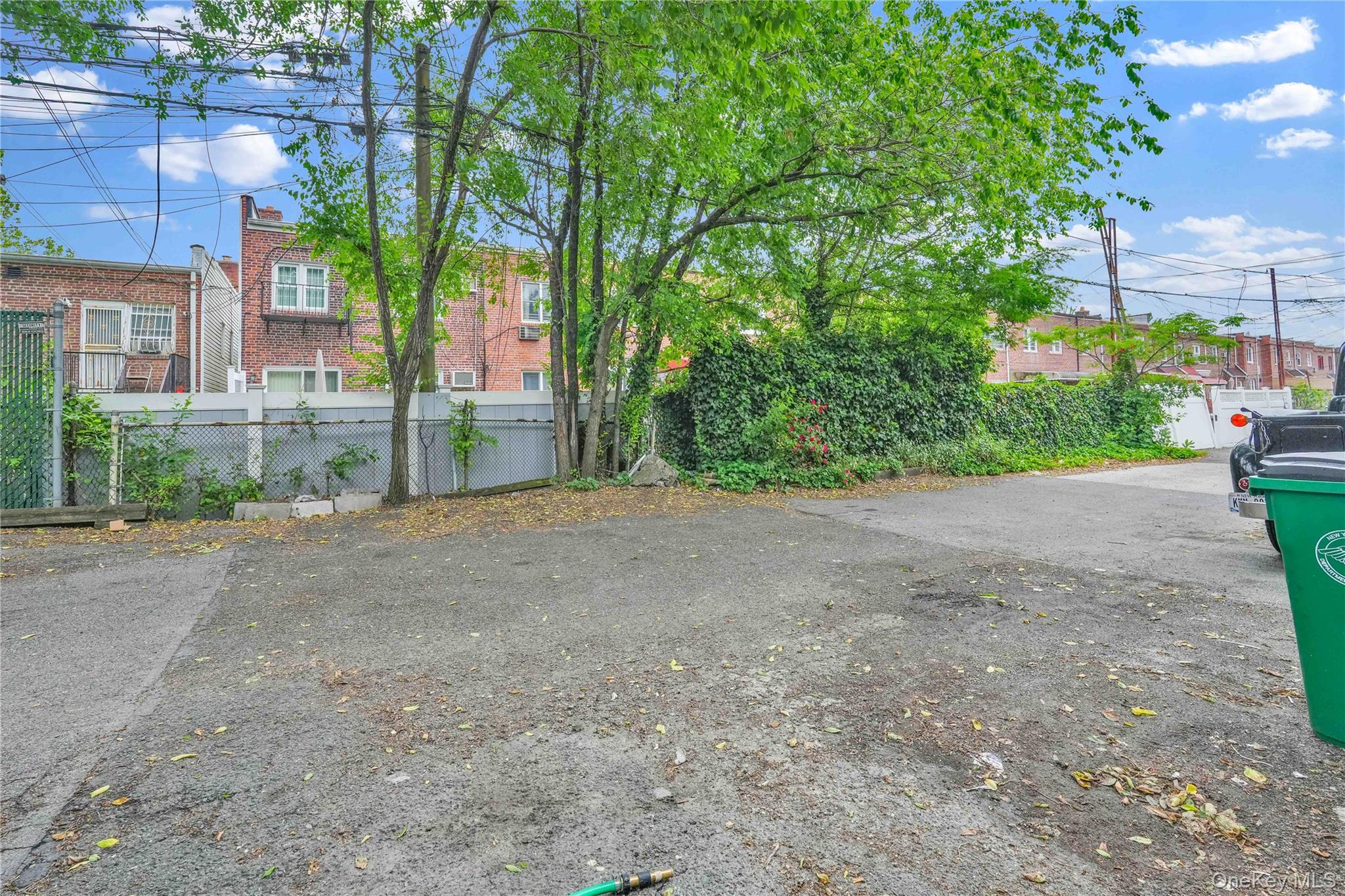 2143 46th Street Property Photo 45