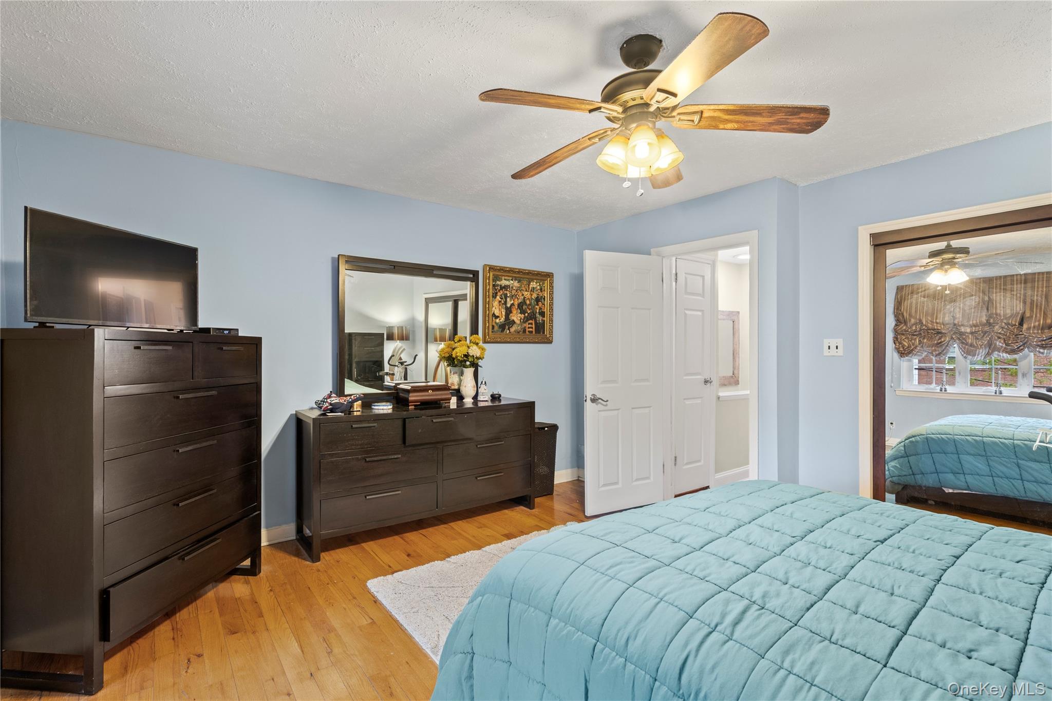 7-14 160th Street Property Photo 11