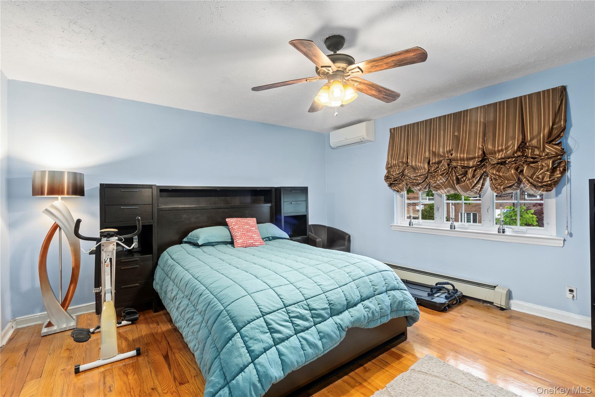 7-14 160th Street Property Photo 13