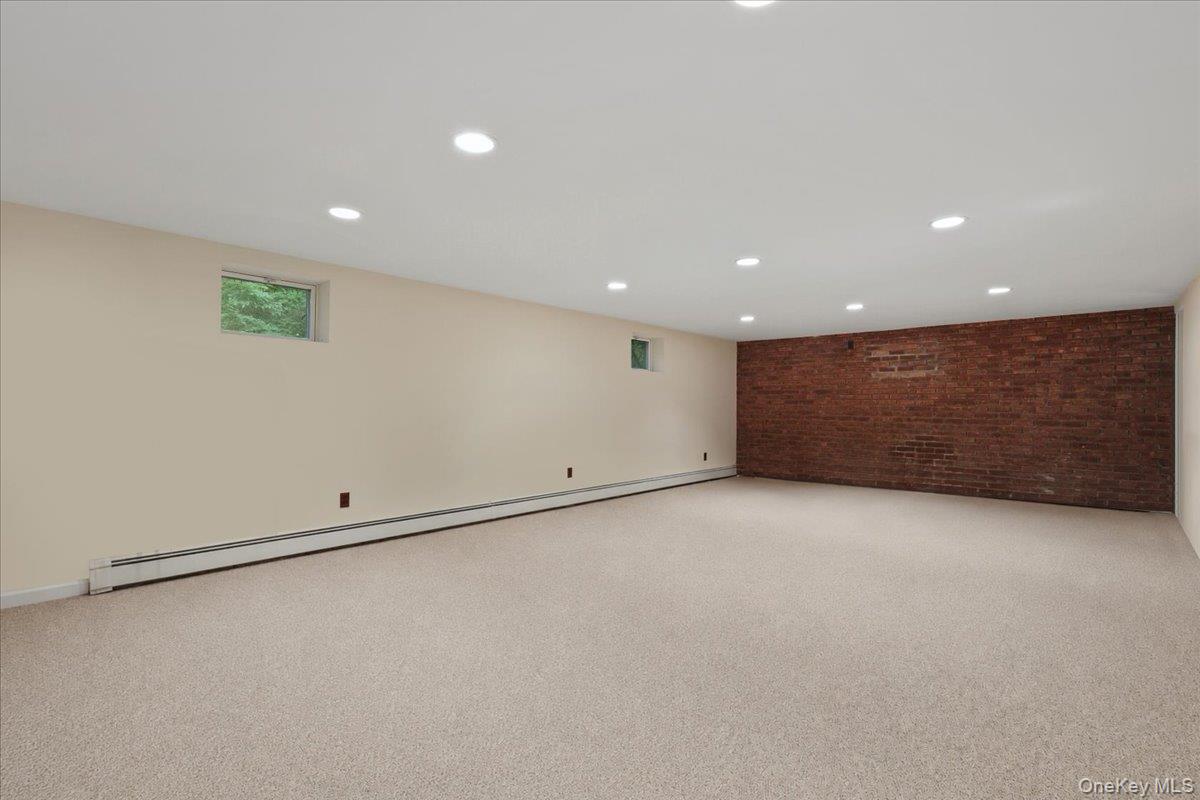 17 Galloway Lane Property Photo 15