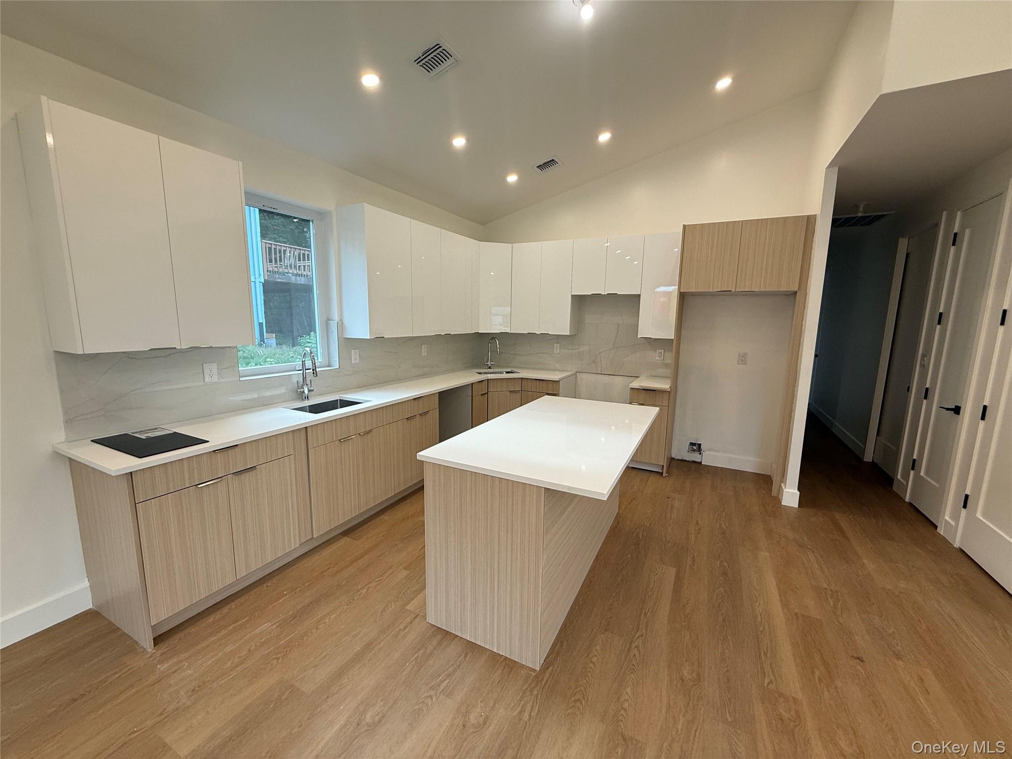 26 Timber Hill Lane Property Photo 3