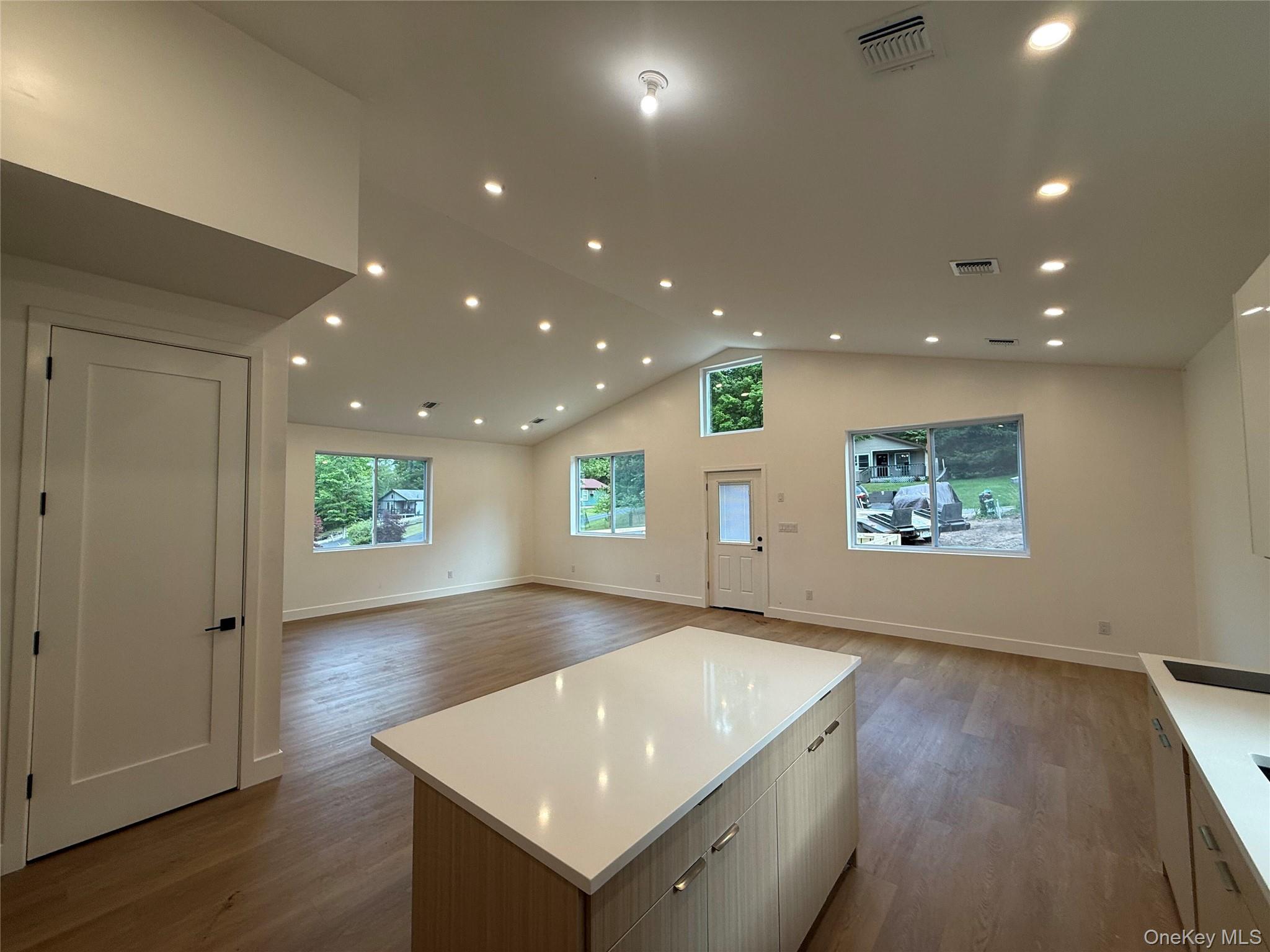 26 Timber Hill Lane Property Photo 13