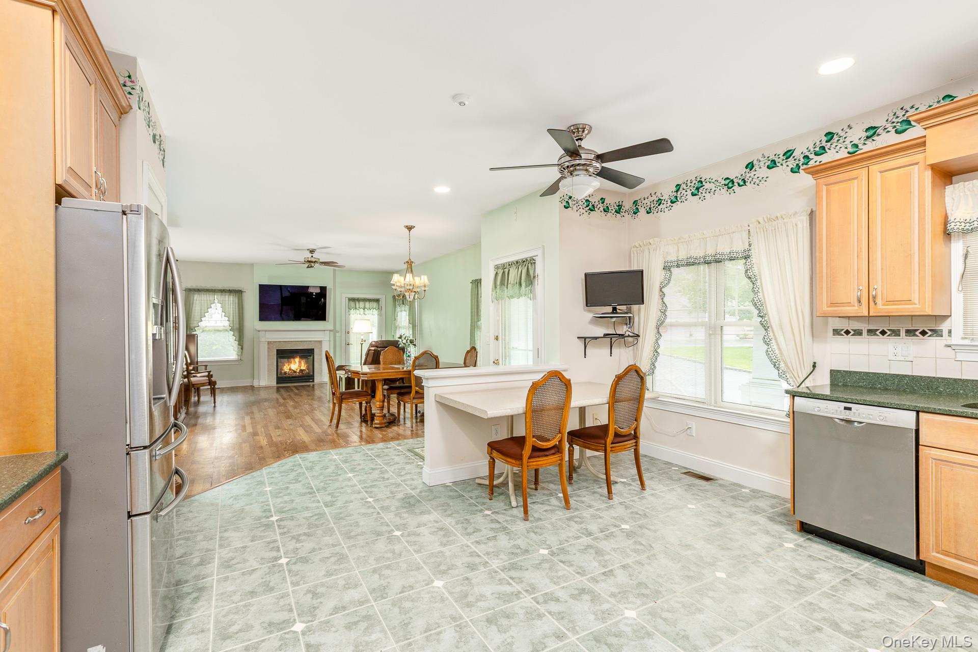 45 Oak Run Property Photo 7