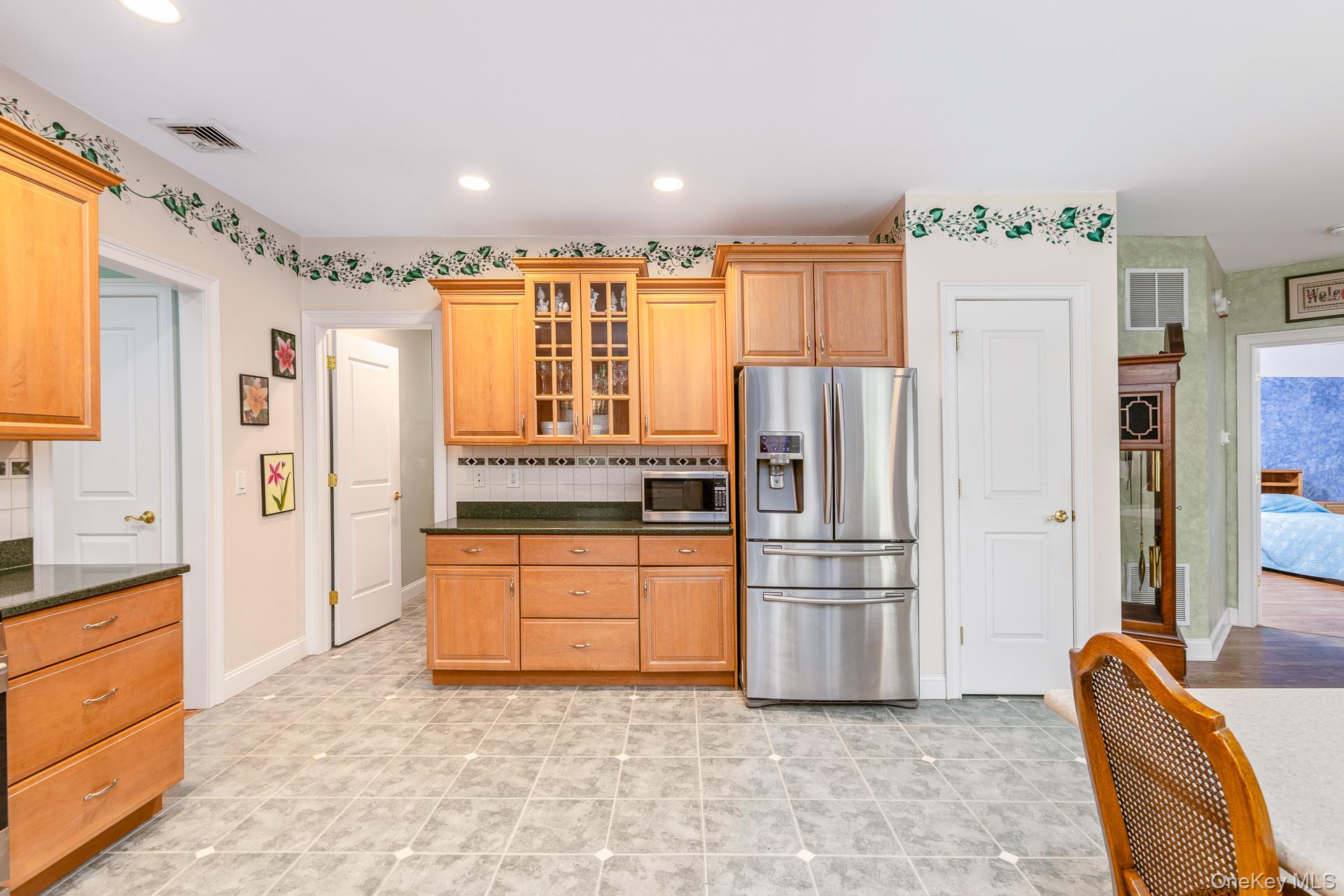 45 Oak Run Property Photo 9