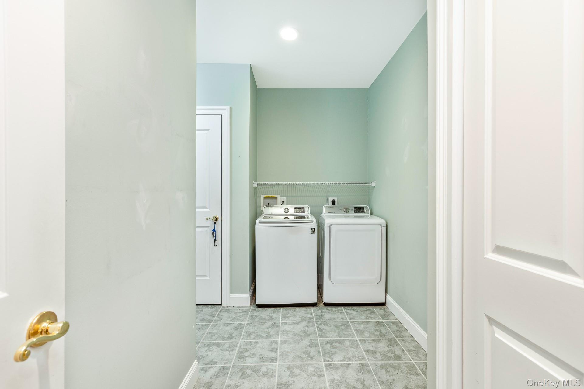 45 Oak Run Property Photo 16