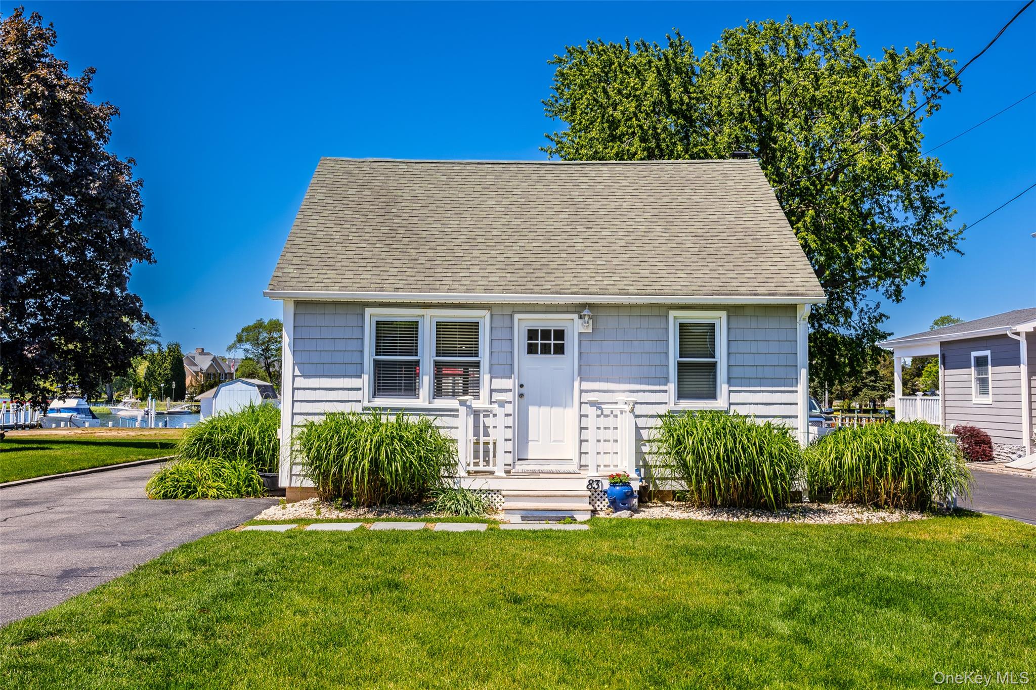 83 Beach Road Property Photo 1