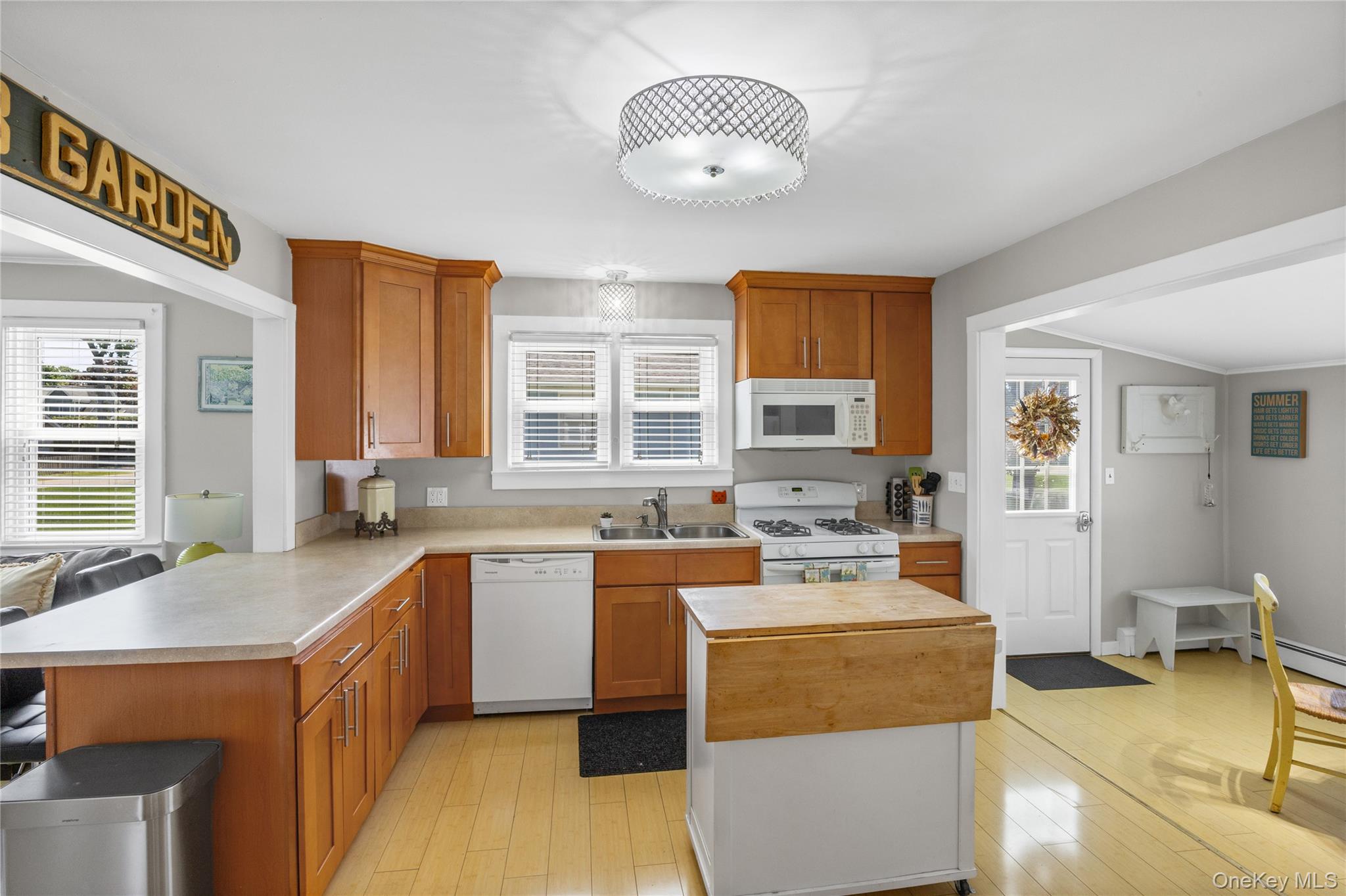 83 Beach Road Property Photo 12