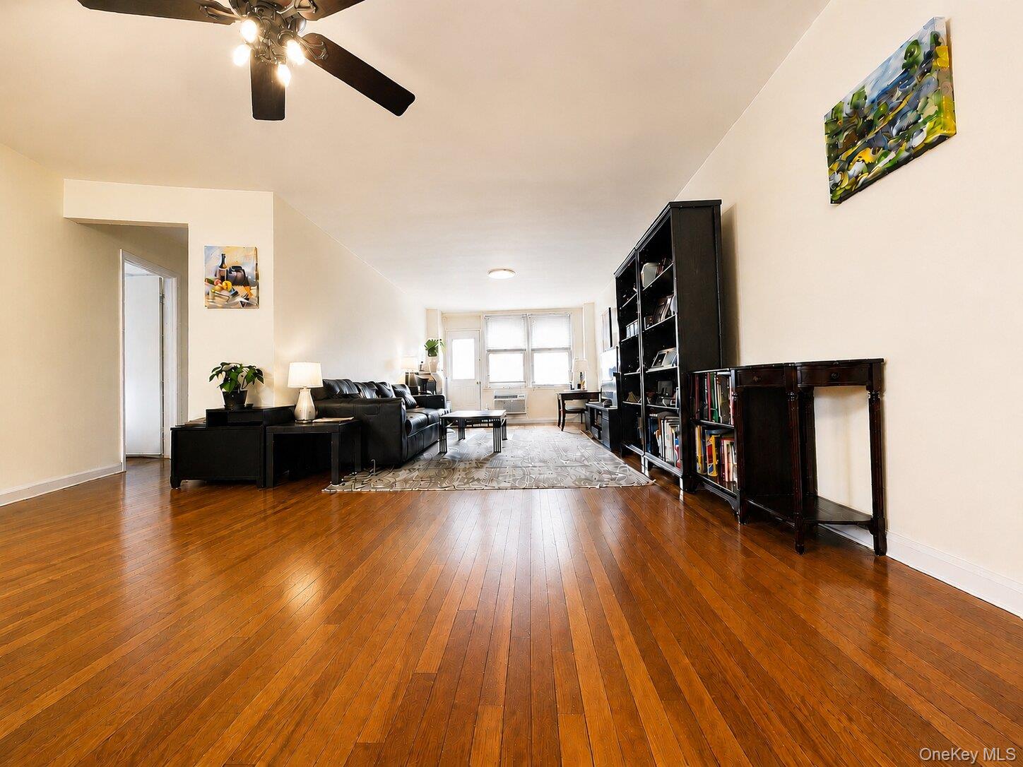 60-11 Broadway 5t Property Photo 5