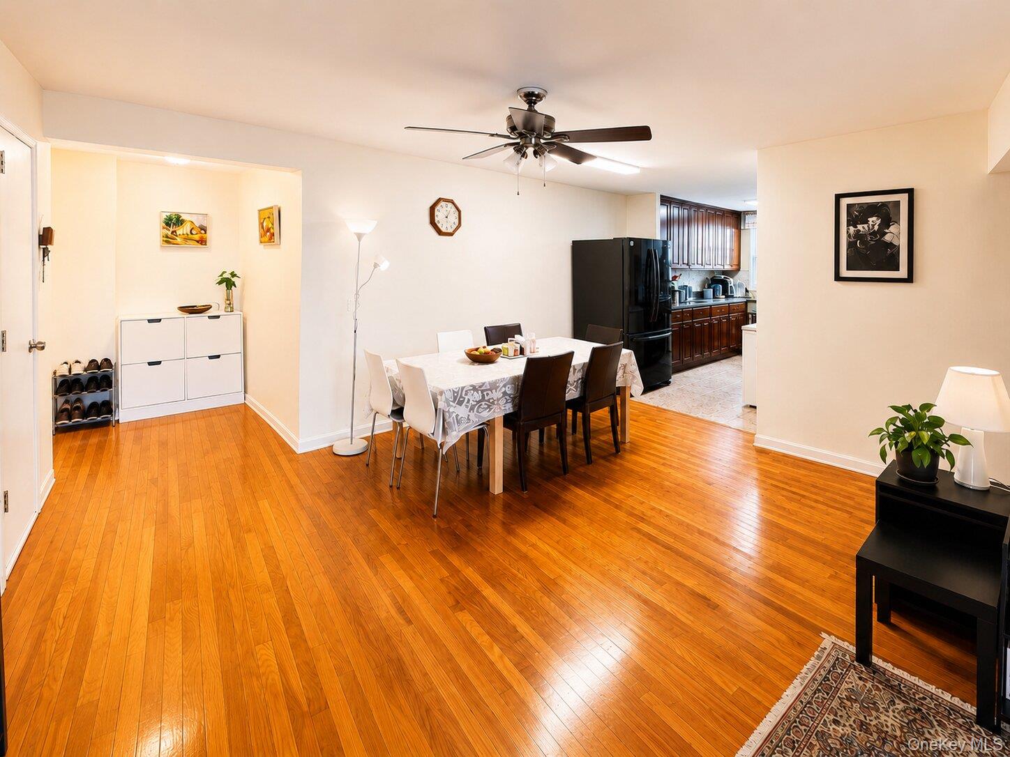 60-11 Broadway 5t Property Photo 7